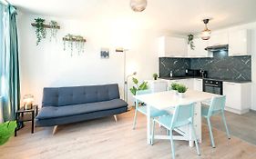 Charming Central Cityflats